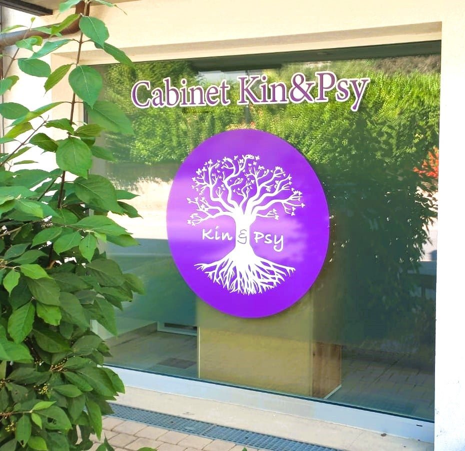 vitrine 2 kin et psy eclepens